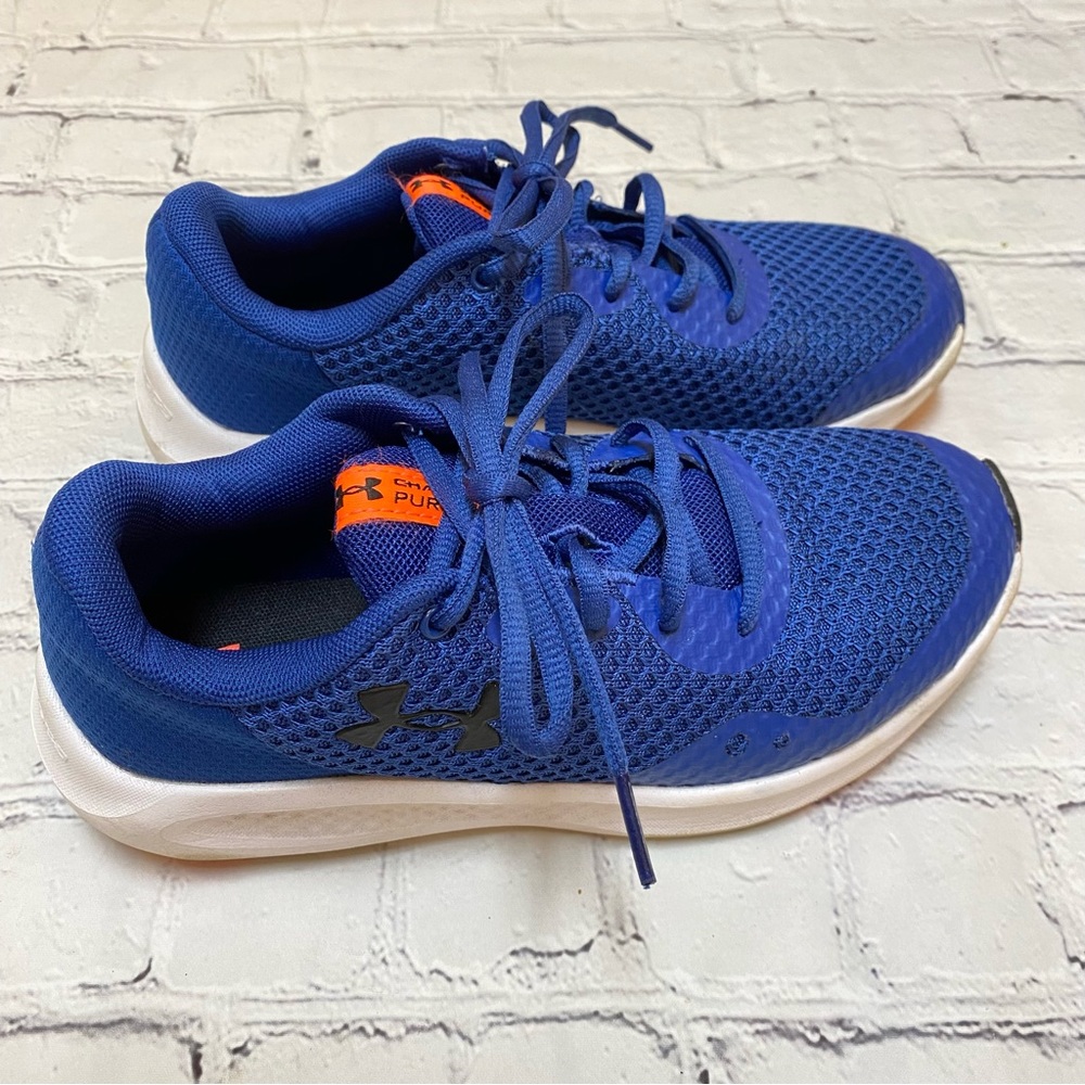 Under Armour Sneakers
